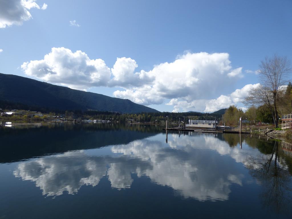 Crown House B&B Lake Cowichan Exterior foto