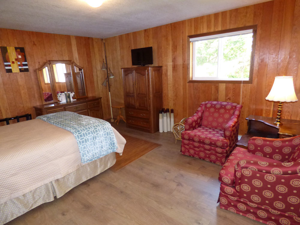Crown House B&B Lake Cowichan Exterior foto