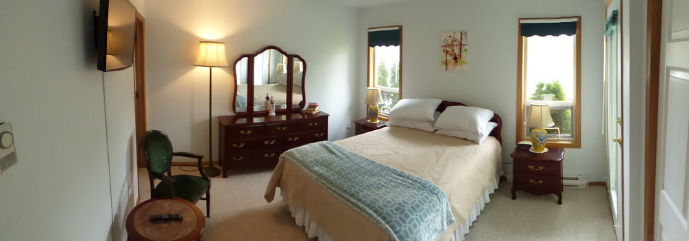Crown House B&B Lake Cowichan Exterior foto