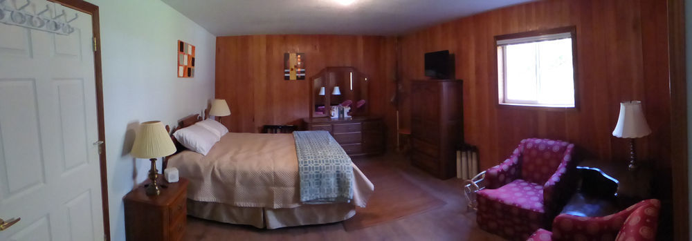 Crown House B&B Lake Cowichan Exterior foto